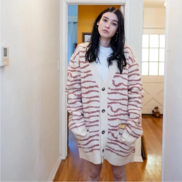 NWT Drew House Sketch Mascot Squiggle Oversized Cardigan in ivory/mauve, Size XS - Picture 4 of 14